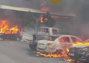 जेनजी आन्दोलनको आगजनी : सिंहदरबार परिसरमा ४४१ सरकारी गाडी र ६०१ मोटरसाइकल जले