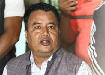 ‘अवैधानिक सरकारले बाटो छोड्नुपर्छ’ : एमाले नेता बस्नेत