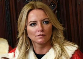 Baroness Mone-linked PPE firm ordered to pay £122m over contract breach