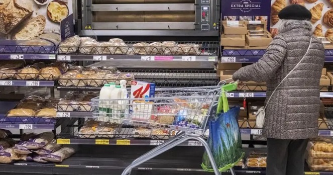 UK inflation expected to rise above 3% ahead of crucial Bank of England decision